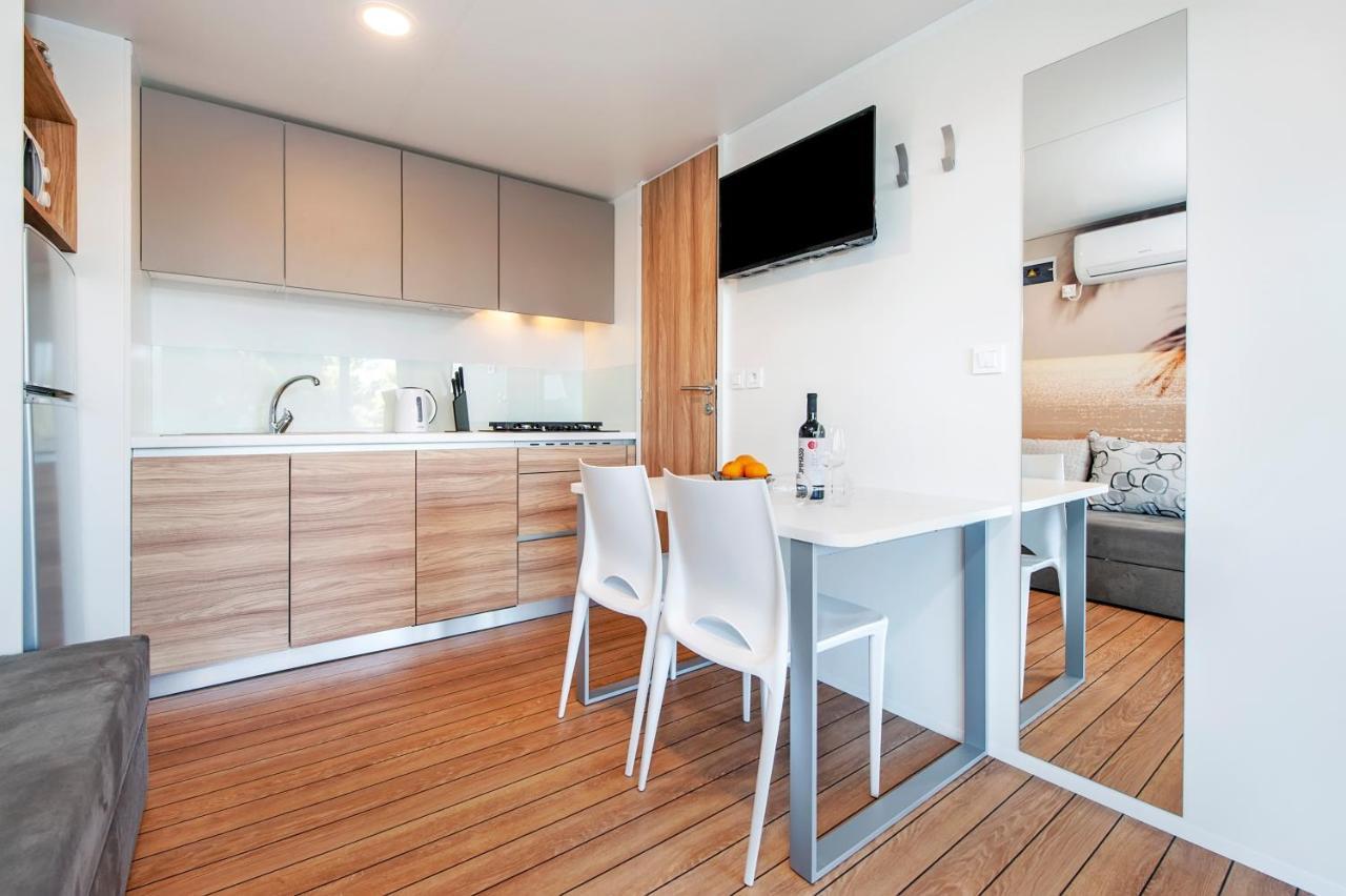 Pineta Mobile Home In Porton Biondi Camp Rovinj Exteriér fotografie